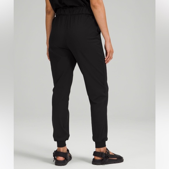 Lululemon Stretch High-Rise Jogger - Picture 2 of 7